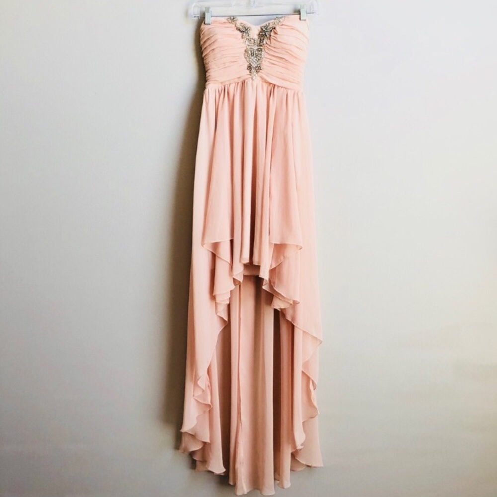 Strapless high-low gown in blush